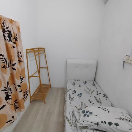Hutton Lane Hostel Georgetown מראה חיצוני תמונה
